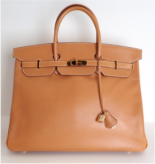 Beautiful HERMES Birkin 40 natural handbag with gold hardware